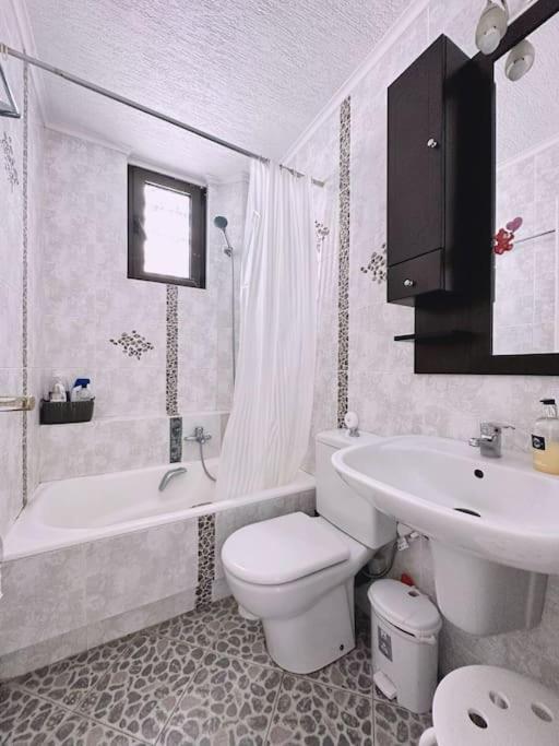 Glyfada Grand Residence Афины Экстерьер фото