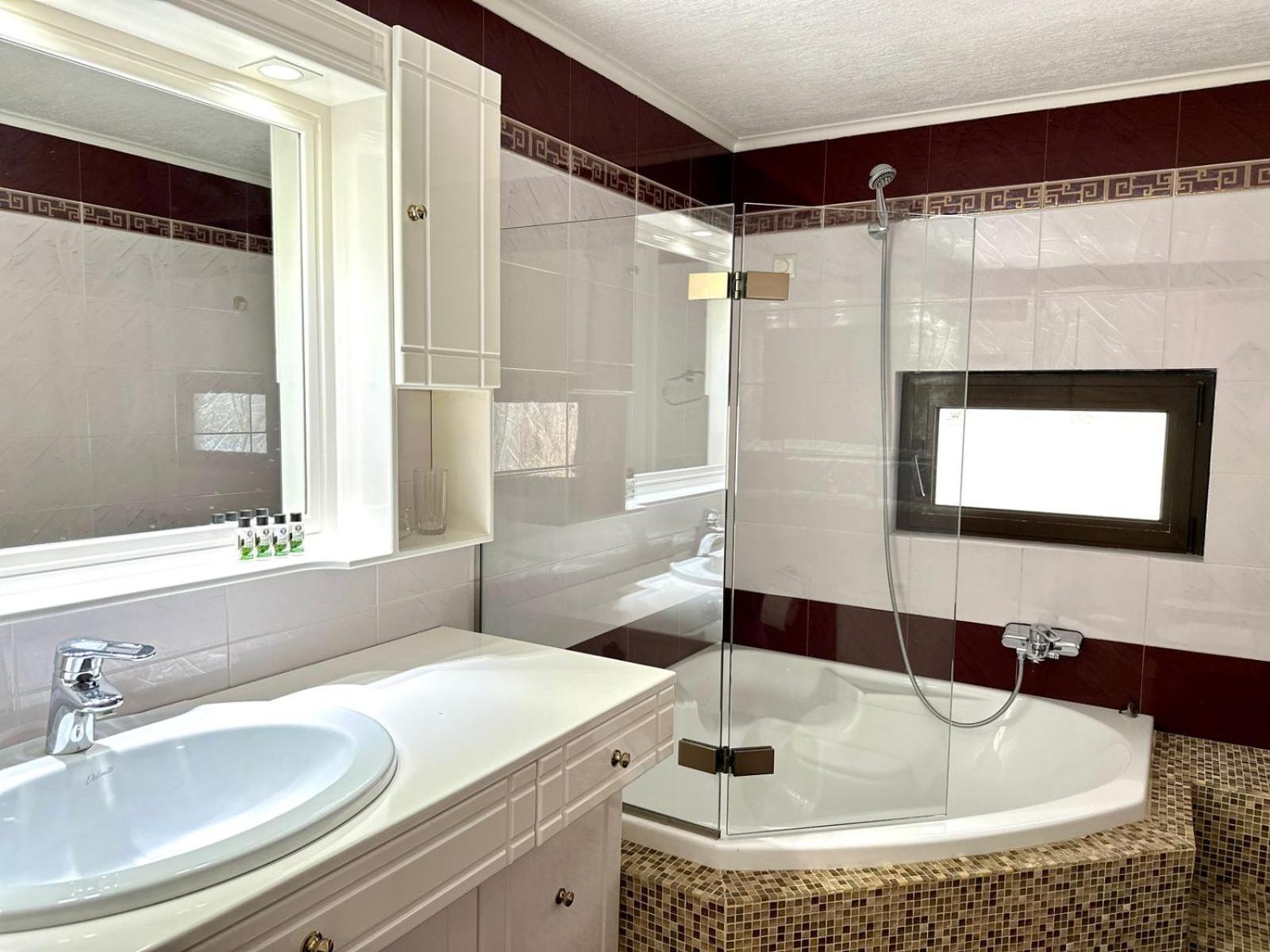 Glyfada Grand Residence Афины Экстерьер фото