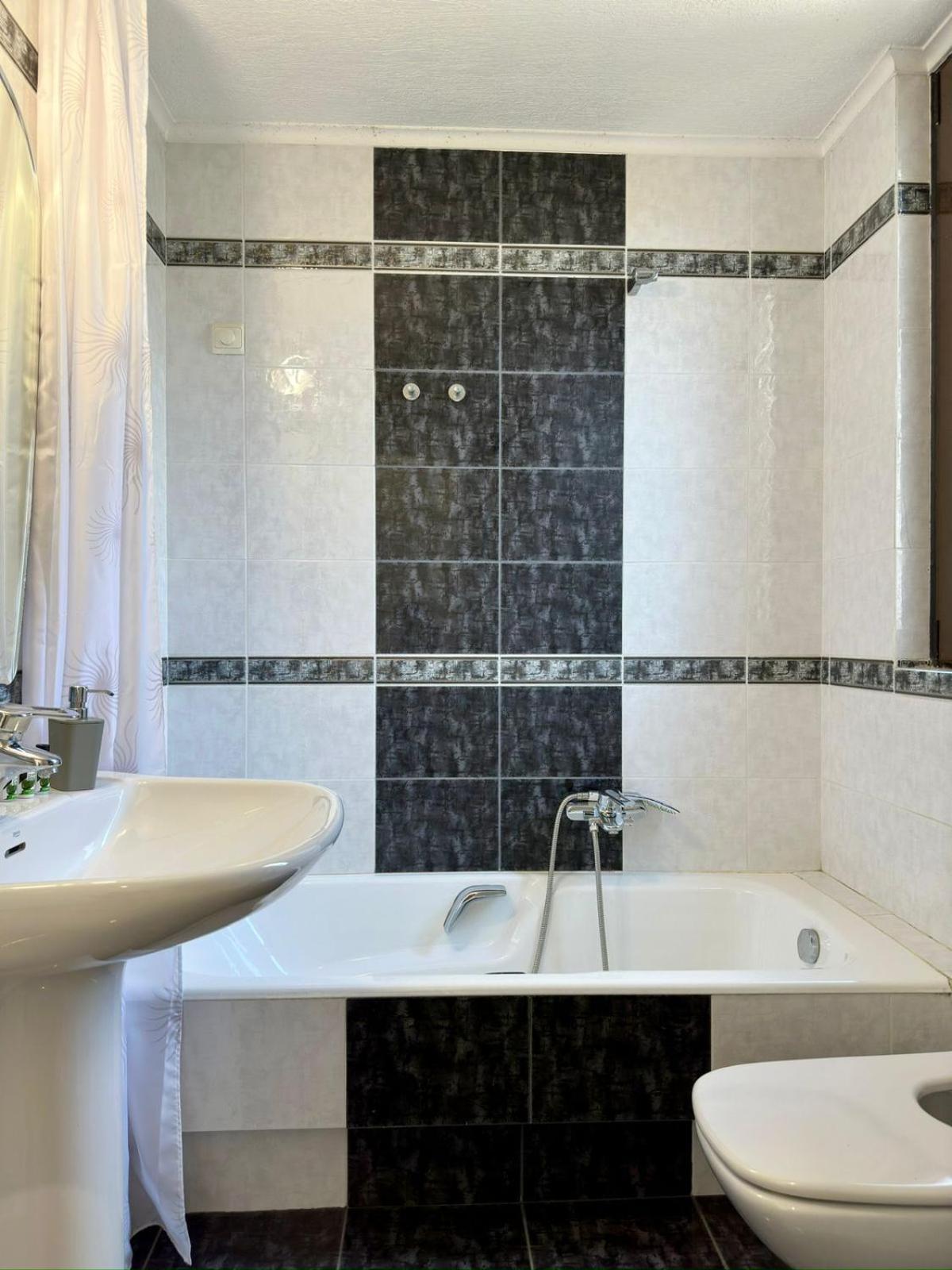 Glyfada Grand Residence Афины Экстерьер фото